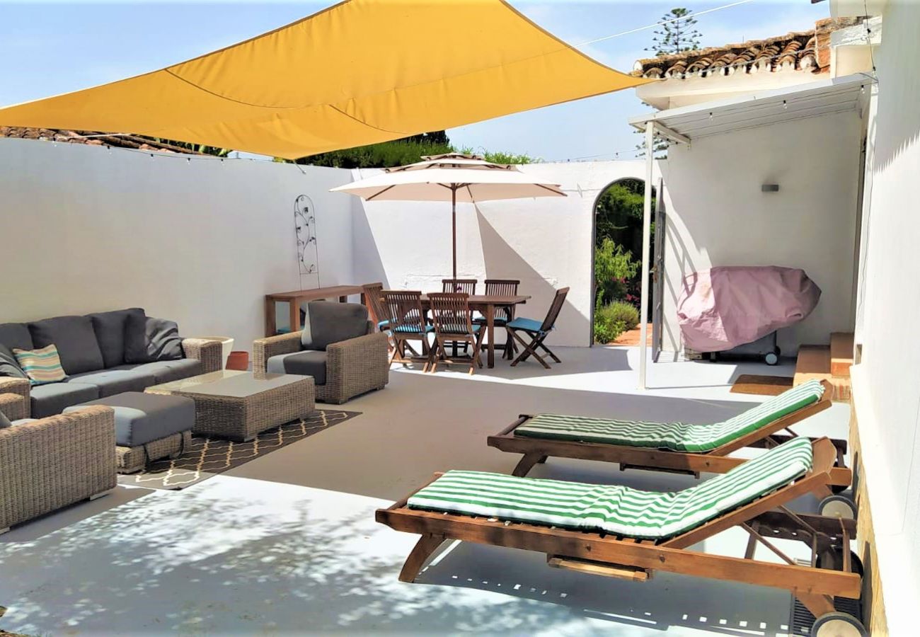 Villa in San Pedro de Alcántara - Villa Beachside - 4 bedroom villa near San Pedro Beach