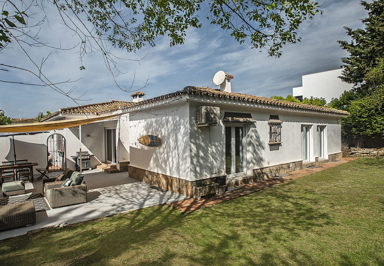 Villa in San Pedro de Alcántara - Villa Beachside - 4 bedroom villa near San Pedro Beach