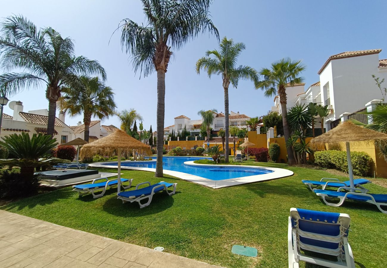 Apartment in Nueva andalucia - Señorio de Gonzaga - Gorgeous 2 bedroom rental apartment in Nueva Andalucia