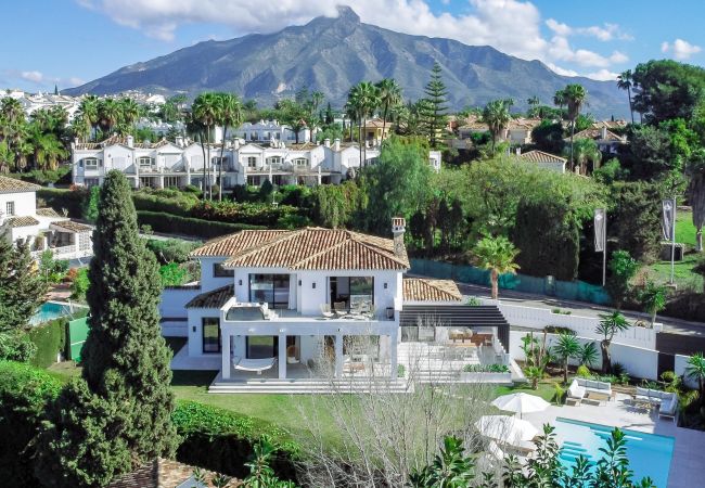 Villa in Marbella - Villa Anna - stunning villa with heated pool in the heart of Nueva Andalucía