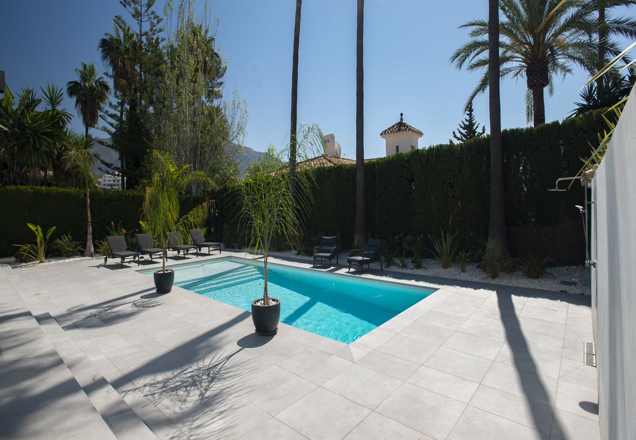 Villa in Marbella - Villa Victoria - modern villa in gated community