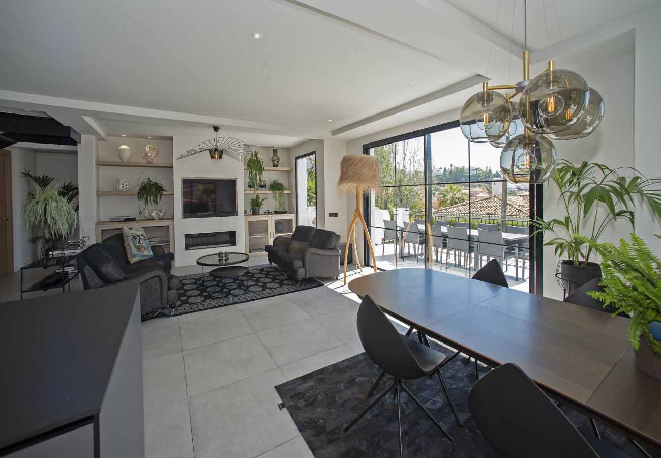 Villa in Marbella - Villa Victoria - modern villa in gated community