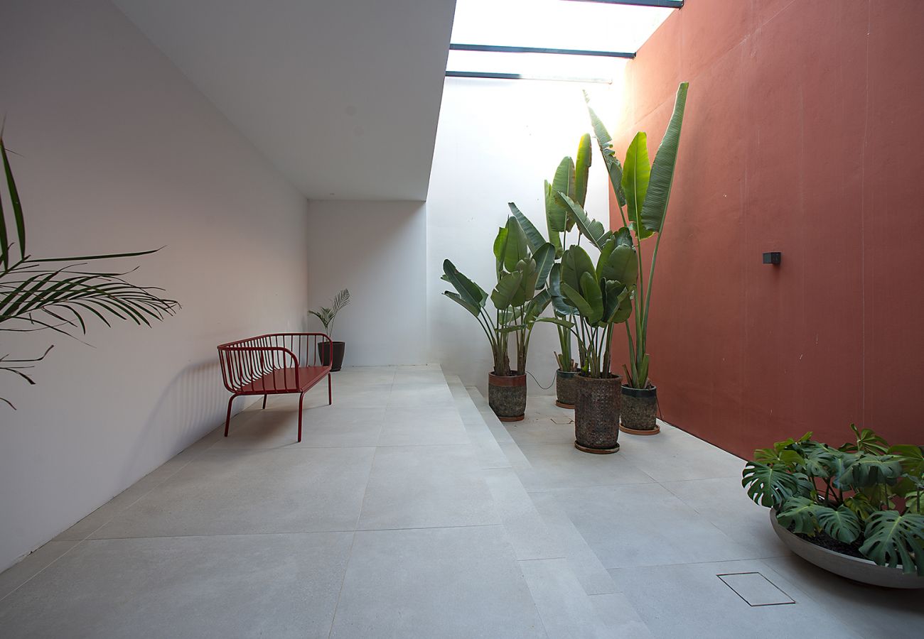 Villa in San Pedro de Alcántara - Villa Amazonia - stunning designer villa in residencial area near the beach