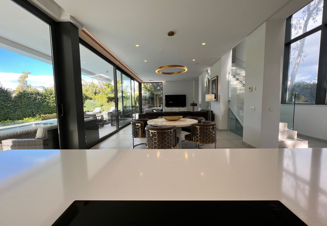 Villa in Estepona - Villa Arboleda - modern family villa near San Pedro and Benahavís