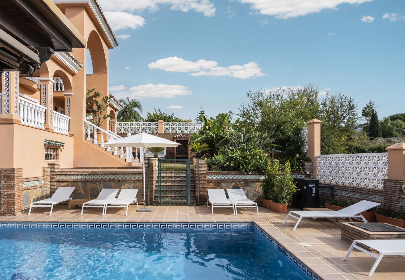 Villa in San Pedro de Alcántara - Villa Treetops - family villa with heated pool in San Pedro de Alcantara / Marbella