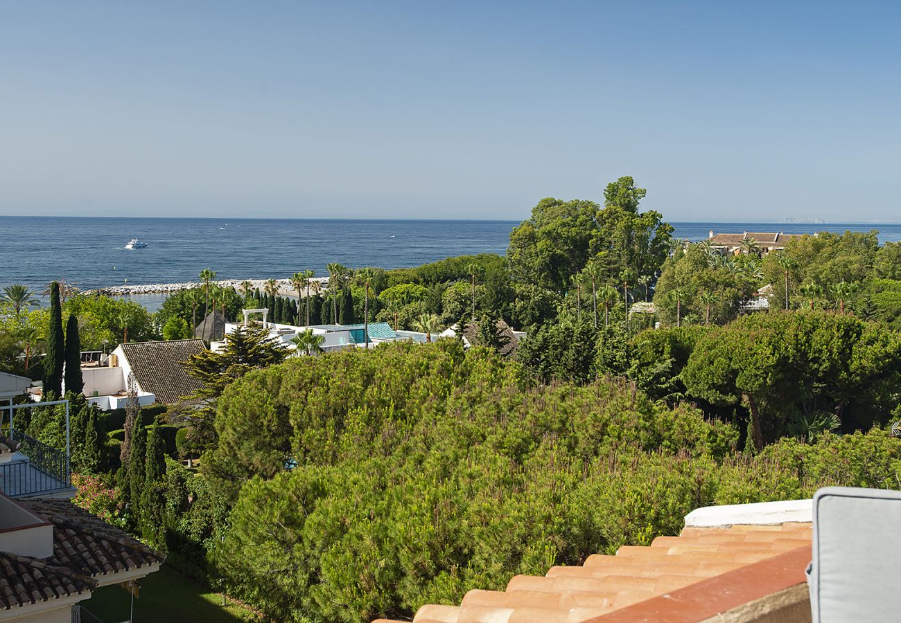 Apartment in Marbella - Andalucia del Mar - 2 bedroom apartment with spectacular views near Puerto Banus