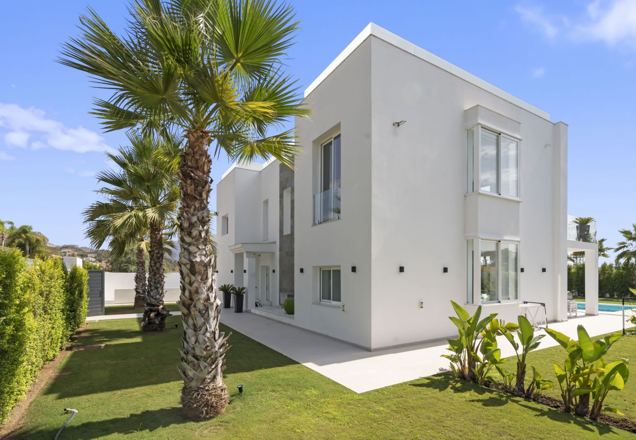 Villa in Benahavís - Villa Nikki - a stunning new family villa in La Quinta - Marbella